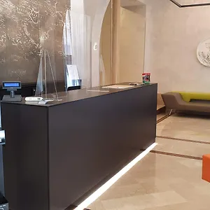 Ξενοδοχείο Varese, Ρώμη