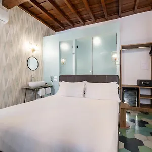 Dimora Trevi Hotel