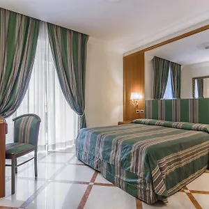 Otel Raeli Regio, Roma